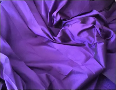 Comment s'écrit "violet" en espagnol ?