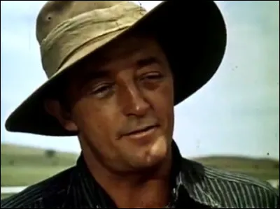 Cet acteur américain, qui a joué dans "La Nuit du chasseur", " Rivière sans retour", "El Dorado", "La Fille de Ryan", se prénomme ...