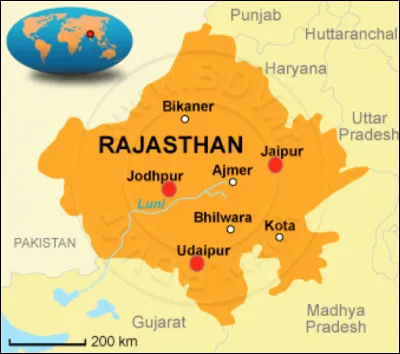 Quelle est la capitale de l'État du Rajasthan, surnommée la ville rose ?