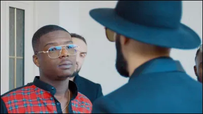 Avec qui fait-il un duo sur la chanson Money ?