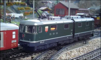 Comment se nomme la société de transport créée par Escher ?