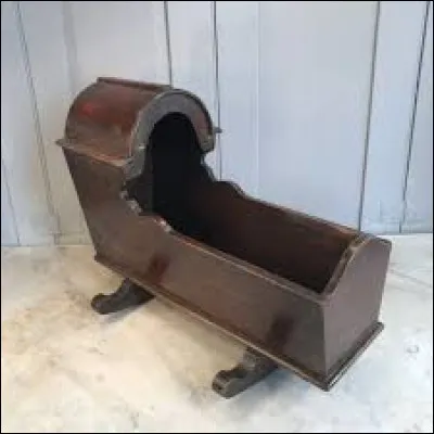 A quelle date est née sa première fille ?