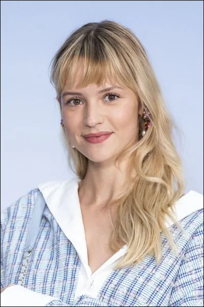 Cette chanteuse est la sur d'un rappeur qui est...