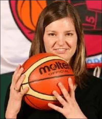 De quel pays est originaire la jolie Eva Vítečková ?