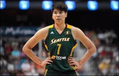 De quel pays est originaire la jolie Ramu Tokashiki ?