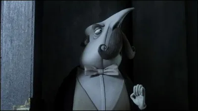 Qui est le servant de la famille Everglot ?