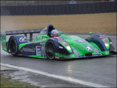 Une voiture de course cette fois. La Pescarolo-Courage C60 : savez-vous en quoi est fait son châssis ?