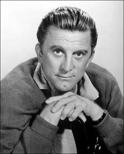 Kirk Douglas, l'acteur de David Marcus dans le film "L'Ombre d'un G&eacute;ant" est ...