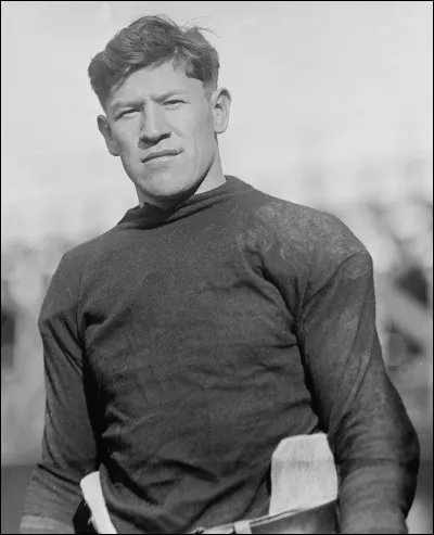 1912 : Combien d'&eacute;preuves Jim Thorpe, athl&egrave;te am&eacute;rindien a-t -il disput&eacute;es ?