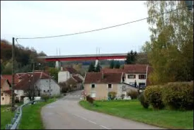 Petit village de 77 habitants, dans l'arrondissement de Vesoul, Ormenans se situe dans le département franc-comtois ...