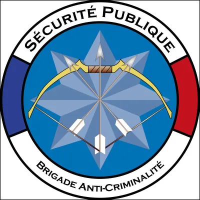 En architecture, quel nom porte la tablette carr&eacute;e couronnant le chapiteau d'une colonne ou d'un pilier ?