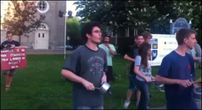 &Agrave; 3 km de la collectivit&eacute; d'outre-mer de Saint-Martin, il y a une &icirc;le d&eacute;serte de 1,2 km&sup2;. Elle a pour nom...