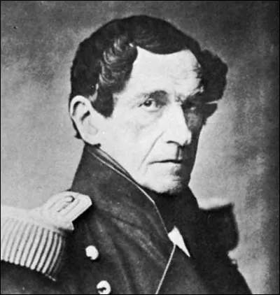 Aussitôt sorti de la tutelle néerlandaise, son peuple se mit en quête d'un roi : l'option du duc de Nemours, fils de Louis-Philippe 1er, était impossible, pour ne pas irriter les Anglais. On choisit donc un prince allemand de Saxe-Cobourg-Saafeld.
Trouvez ce monarque, que l'on voit ici immortalisé sur une photo de Félix Tournachon, dit Nadar, portant une perruque pour tenter de cacher sa calvitie.