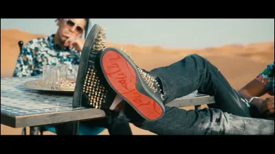 D'une autre chanson : "Petit Sourou devenu ... ".