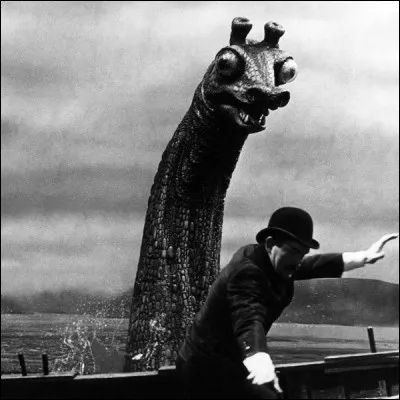 En 1981, le réalisateur Larry Buchanan réalise le film "..."