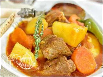 En quatre lettres : il peut être du jour, de résistance, cuisiné... La voyelle est un ...