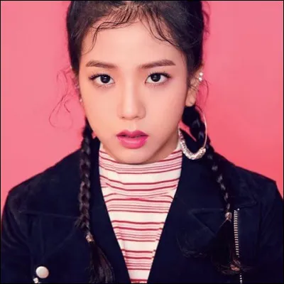 Dans le groupe, Jisoo est...