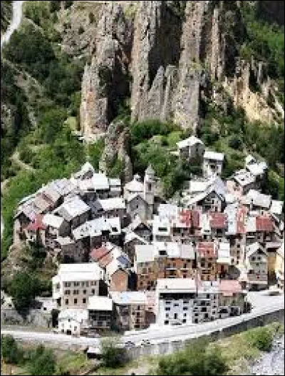 Commune Maralpine Péone se situe en région ...