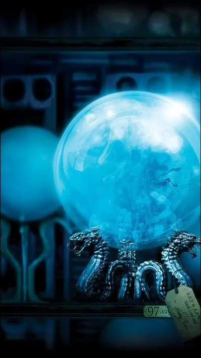 Qui a dit : "Tu l'as encore Potter, et tu vas me la donner ! Accio prophétie ! Accio prophétie !"