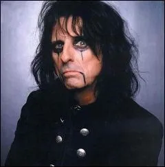 Alice Cooper est dans la saga :