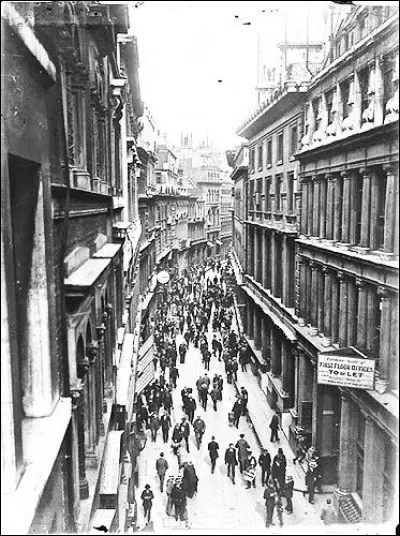 Quelles sont alors les deux plus grandes villes du monde avec autour de 6 millions d'habitants ?