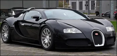 Quel est ce mod&egrave;le de voiture sportive de grand luxe produit par le constructeur Bugatti qui atteint 431 km/h ?