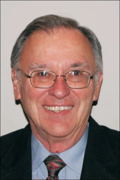 En 1971, quelle invention de Marcian "Ted" Hoff d'Intel a permis la naissance des micro-ordinateurs deux ans plus tard ?