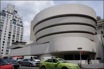 Quel musée d'art de New York a un design inspiré des mines de cuivre ?