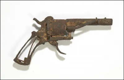 Dans quel ouvrage apparaît le personnage de Lagardère ?