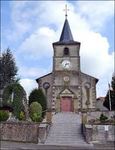 Je vous propose de commencer notre balade devant l'église Saint-Martin de Bermering. Village du Grand-Est, dans l'arrondissement de Sarrebourg-Château-Salins, il se situe dans le département ...