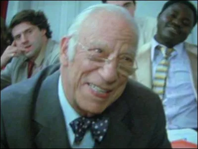 Comment s'appelle l'élève le plus âgé de la classe ?