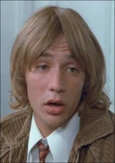 De quelle couleur était la mobylette volée avant que Graffiti la repeigne ?