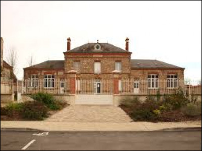 Commune francilienne, dans la Grande Couronne, Authon-la-Plaine se situe dans le département ...