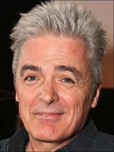 Qui est ce Daniel, auteur-compositeur-interpr&egrave;te et pianiste franco-manitobain, connu pour sa participation &agrave; la com&eacute;die musicale "Notre-Dame de Paris" ?