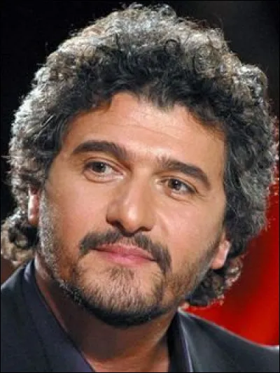 Qui est ce Daniel, auteur-compositeur-interpr&egrave;te et pianiste, connu pour son r&ocirc;le de Mo&iuml;se dans la com&eacute;die musicale "Les Dix Commandements" ?