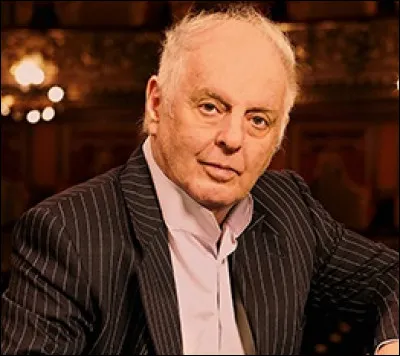 Qui est ce Daniel, pianiste et chef d'orchestre de notori&eacute;t&eacute; mondiale &agrave; la fois argentin et isra&eacute;lien ?