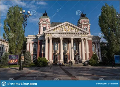 À quel compositeur doit-on l'opéra-ballet "Les Indes Galantes" ?