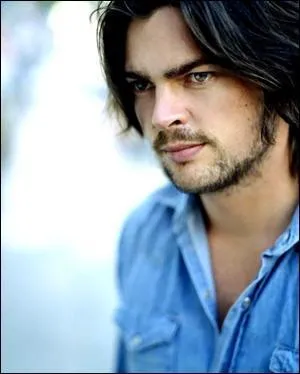 Karl Urban est dans la saga :