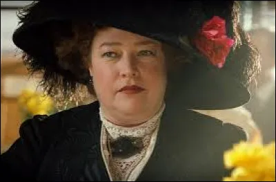 Des années plus tard, quelle surnom se voit attribuée Molly Brown?