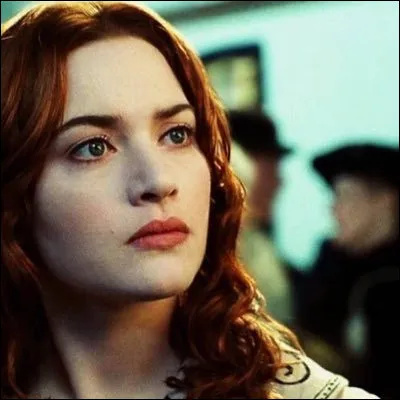 Quels sont les différents noms qu'a adoptés Rose durant sa vie ?