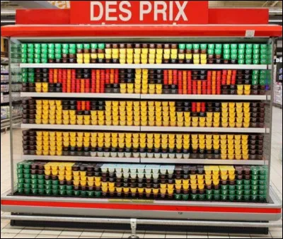 La Saint-Valentin envahit les supermarchés, parfumerie, chocolats,... jusqu'au rayon...