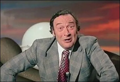 Comment se nomme le rival du critique gastronomique ?