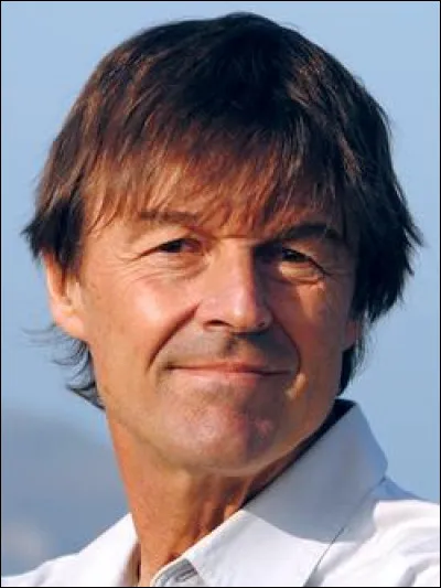 Qui est ce Nicolas, journaliste, animateur de t&eacute;l&eacute;vision, &eacute;crivain, homme d'affaires et homme politique ?