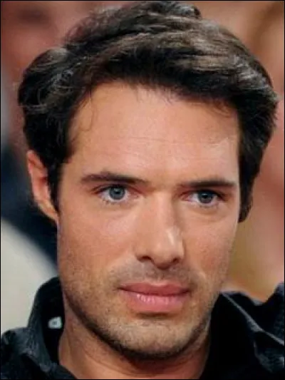 Qui est ce Nicolas, acteur, humoriste, dramaturge, metteur en sc&egrave;ne, sc&eacute;nariste et r&eacute;alisateur ?