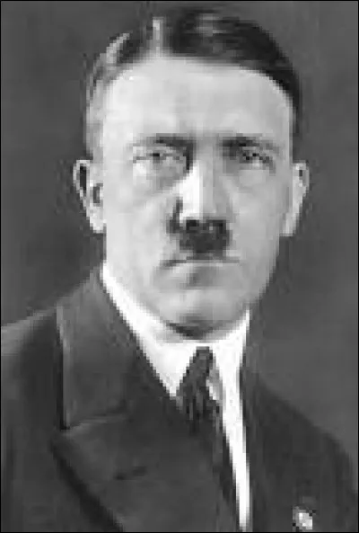 Quelle est la nature de la mort d'Adolph Hitler ?
