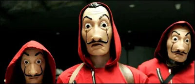 Lors de leur premier braquage, combien sont-ils &agrave; entrer dans la fabrique ?