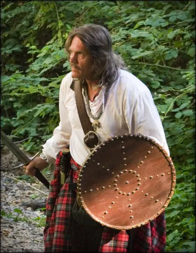 Elle arrive toujours en dormant, c'est la...