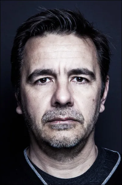 Qui est ce Laurent, DJ célèbre, compositeur et producteur de musique électronique ?