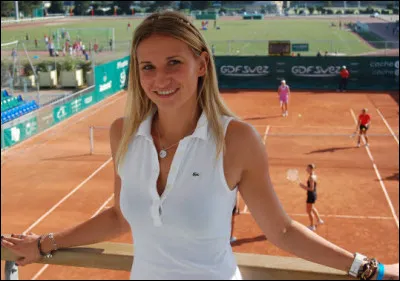 Sa chanson, intitulée "A Time For Us", a été écrite par une jeune fille de 10 ans qui l'accompagnait sur la scène de l'Eurovision pour un duo très émouvant. Comment se nomme-t-elle (je rappelle...la photo-indice) ?
