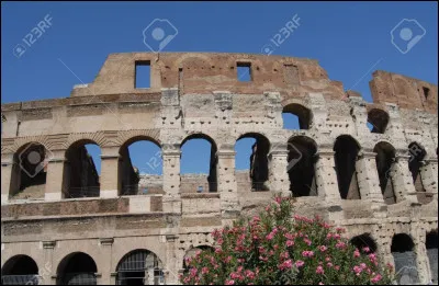 Quelle est la capitale dans laquelle se trouve ce monument ?